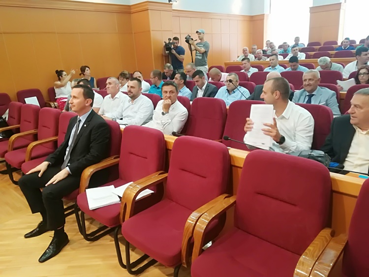 Trebinje se ponovo kreditno zadužuje Trebinje se ponovo kreditno zadužuje