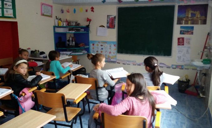 Roditelji štrajkuju- u ovoj hercegovačkoj školi djeca još nisu pošla u školu Roditelji štrajkuju- u ovoj hercegovačkoj školi djeca još nisu pošla u školu