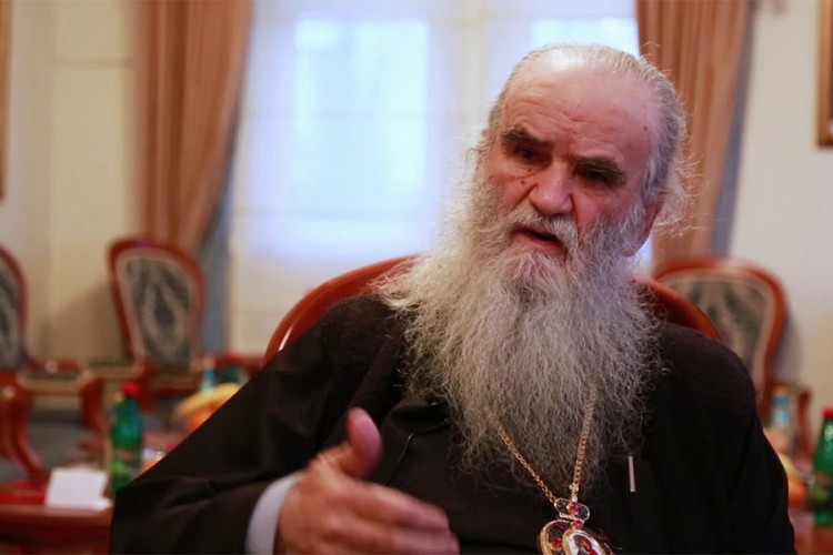 Amfilohije o Milu Đukanoviću: On je gori od Slobodana Miloševića Amfilohije o Milu Đukanoviću: On je gori od Slobodana Miloševića