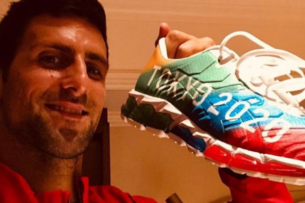 Nole poslao emotivnu poruku – „Tužan sam, ali hajde da se radujemo OI 2021. godine“ Nole poslao emotivnu poruku – „Tužan sam, ali hajde da se radujemo OI 2021. godine“
