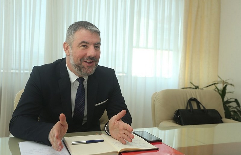 Alen Šeranić ili kako dobro raditi svoj posao Alen Šeranić ili kako dobro raditi svoj posao