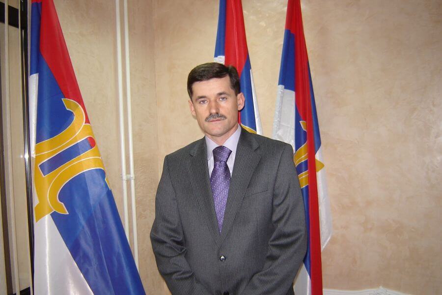 Orluj orle u carstvu visina Orluj orle u carstvu visina
