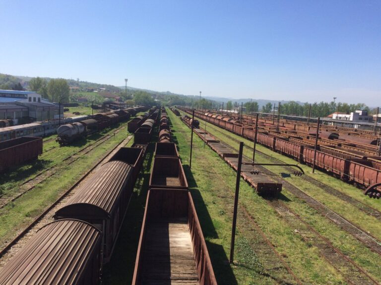 Problemi u kojima se našla kompanija “ArcelorMittal” i zaustavljanje rada Problemi u kojima se našla kompanija “ArcelorMittal” i zaustavljanje rada