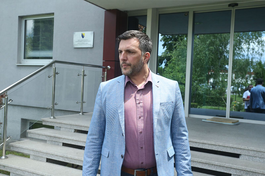 Slučaj “respiratori” – Tužilaštvo BiH predložilo mjere zabrane za Aleksandra Zolaka Slučaj “respiratori” – Tužilaštvo BiH predložilo mjere zabrane za Aleksandra Zolaka