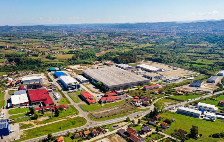 Srpska u poslovne zone bacila 50 miliona maraka Srpska u poslovne zone bacila 50 miliona maraka