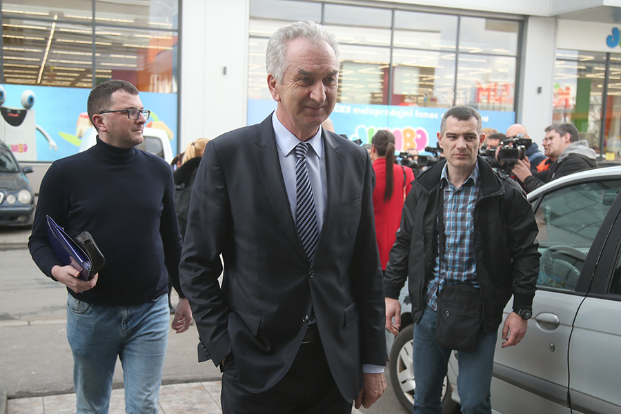 „BiH na kraju voza za EU” Šarović kaže da su vlasti nespremne da iskoriste njemačko predsjedavanje „BiH na kraju voza za EU” Šarović kaže da su vlasti nespremne da iskoriste njemačko predsjedavanje