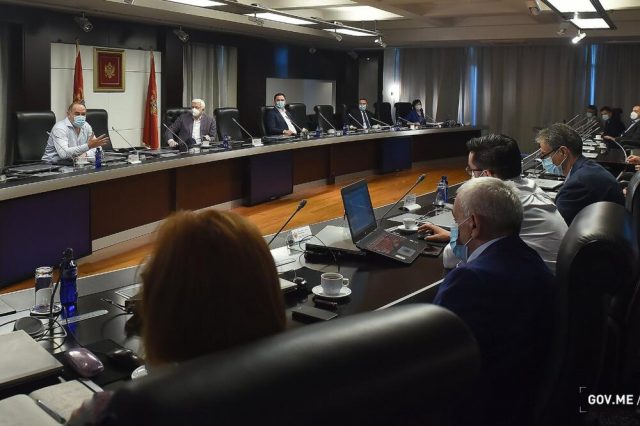 Da li Vladi zdravlje građana „više“ nije prioritet: MORT proglasio „poboljšanje“ epidemiološke situacije, i traži dolazak ruskih turista Da li Vladi zdravlje građana „više“ nije prioritet: MORT proglasio „poboljšanje“ epidemiološke situacije, i traži dolazak ruskih turista