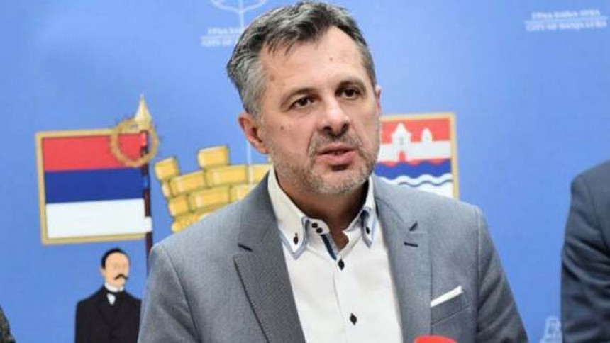 PDP: Gradonačelnik poslušnik svoje stranke i režima PDP: Gradonačelnik poslušnik svoje stranke i režima