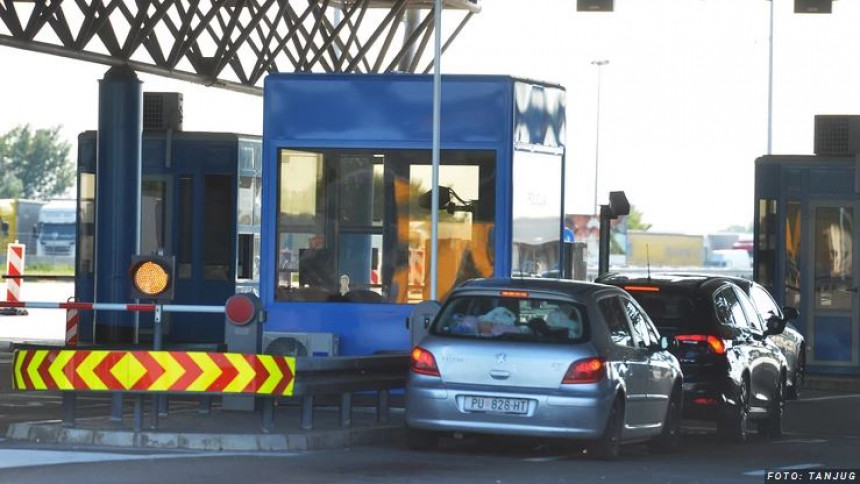 Evo zašto turisti moraju što prije da se vrate iz CG Evo zašto turisti moraju što prije da se vrate iz CG