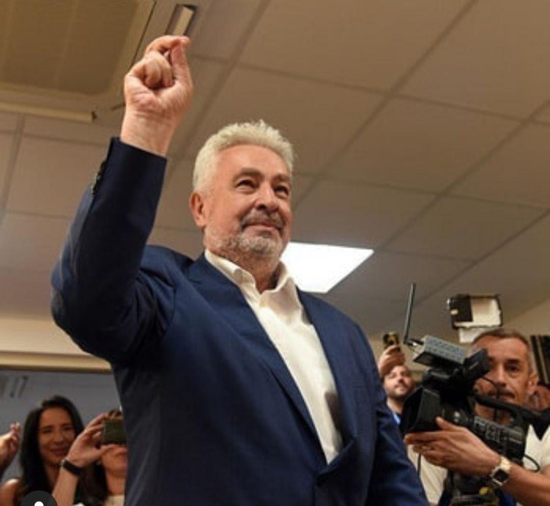 Krivokapić: Ni ja, niti kandidati za ministre u budućoj Vladi nijesmo članovi političkih partija, niti ćemo to biti Krivokapić: Ni ja, niti kandidati za ministre u budućoj Vladi nijesmo članovi političkih partija, niti ćemo to biti