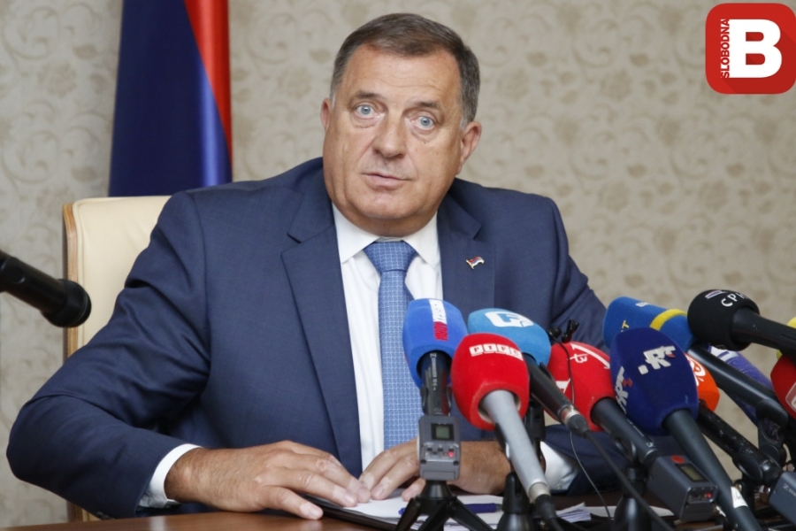 Dodik traži od MUP-a politički obračun sa neistomišljenicima Dodik traži od MUP-a politički obračun sa neistomišljenicima