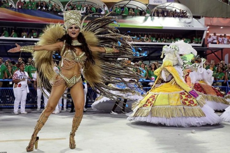 Zbog pandemije prvi put nakon 109 godina otkazan najveći karneval u Rio de Ženeiru Zbog pandemije prvi put nakon 109 godina otkazan najveći karneval u Rio de Ženeiru
