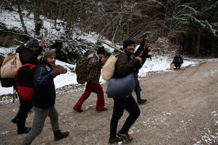 Blage kazne ojačale krijumčare migranata Blage kazne ojačale krijumčare migranata