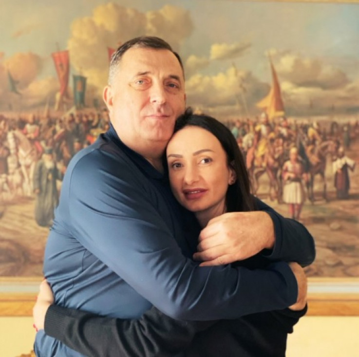 Nebojša Vukanović: (Ne)legalno reketiranje u tatino ime Nebojša Vukanović: (Ne)legalno reketiranje u tatino ime
