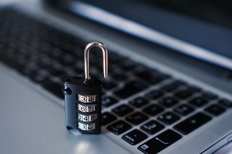Ruski hakeri ucjenjuju Apple: Ukrali nacrte, traže ogroman otkup Ruski hakeri ucjenjuju Apple: Ukrali nacrte, traže ogroman otkup