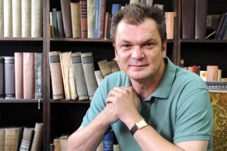 Goranu Petroviću nagrada “Zlatna knjiga Biblioteke Matice srpske” Goranu Petroviću nagrada “Zlatna knjiga Biblioteke Matice srpske”