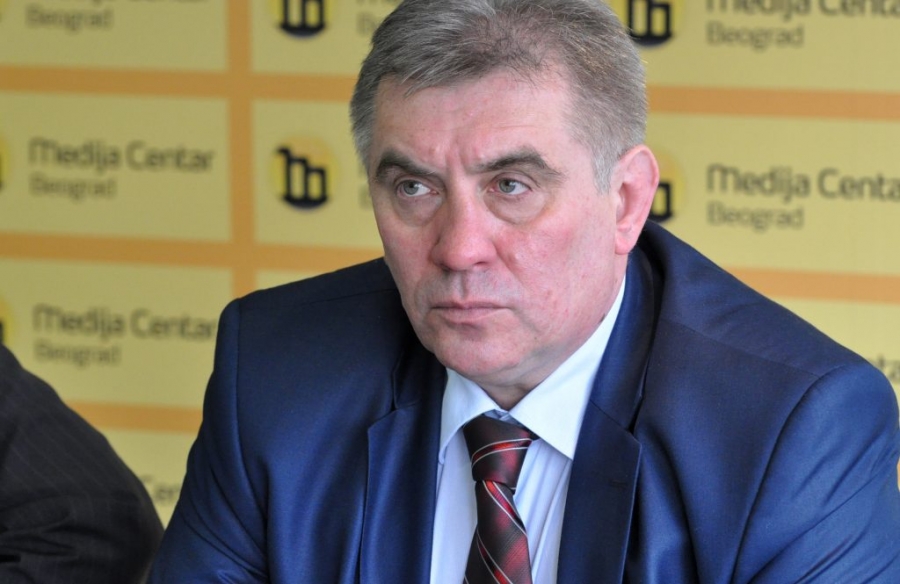 Tomo Kovač očitao bukvicu Dodiku povodom Dana policije RS Tomo Kovač očitao bukvicu Dodiku povodom Dana policije RS