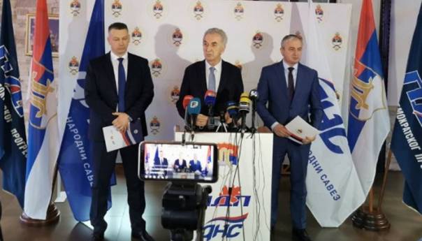 Završen sastanak opozicije na Jahorini: Postignut dogovor, ovo su zaključci Završen sastanak opozicije na Jahorini: Postignut dogovor, ovo su zaključci