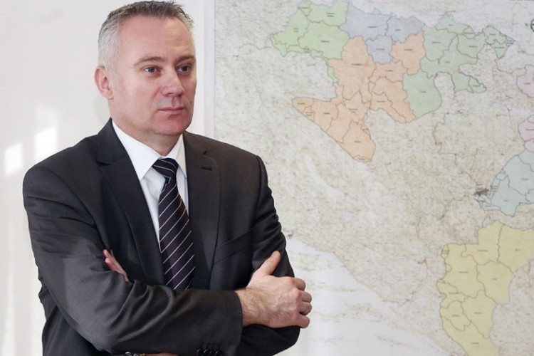 Uprkos nezakonitom zapošljavanju ministar Pašalić dobio pozitivno mišljenje