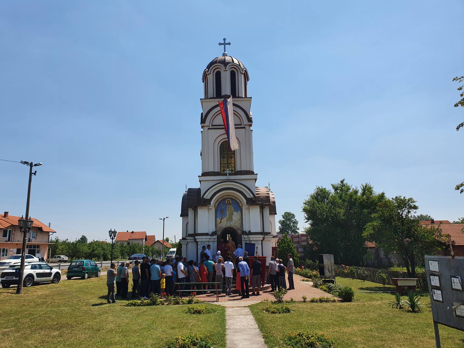 Hram u Ugljevičkoj Obriježi proslavio Ivanjdan Hram u Ugljevičkoj Obriježi proslavio Ivanjdan