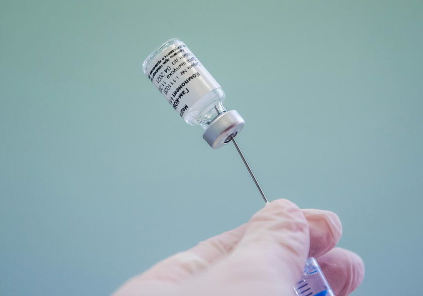 U Turskoj počelo davanje treće doze vakcina protiv kovida