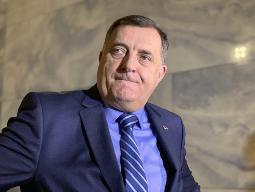 Nešić poručio Dodiku: “Ostao si sam i u strahu, niko te više neće” Nešić poručio Dodiku: “Ostao si sam i u strahu, niko te više neće”