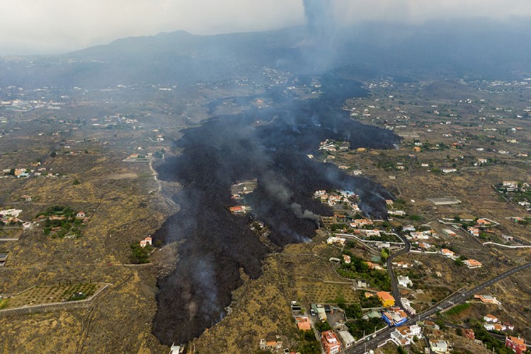 Erupcija vulkana na La Palma i posljedice trajaće mjesecima Erupcija vulkana na La Palma i posljedice trajaće mjesecima
