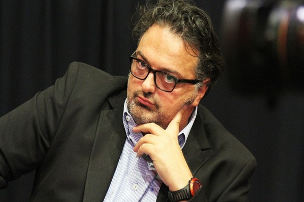 Aleksandar Trifunović: Nacionalna stvar je poprimila falusni oblik Aleksandar Trifunović: Nacionalna stvar je poprimila falusni oblik