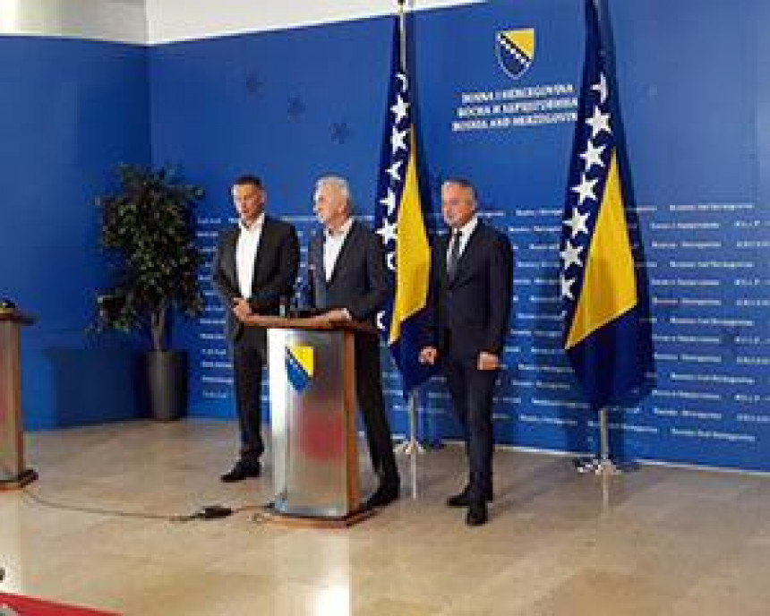Čekamo Dodika, Bakira i ostale da nađu rješenje Čekamo Dodika, Bakira i ostale da nađu rješenje