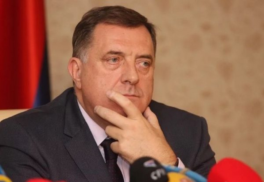 “Izlaz iz krize je da se povuku Milorad, Gorica i Igor” “Izlaz iz krize je da se povuku Milorad, Gorica i Igor”