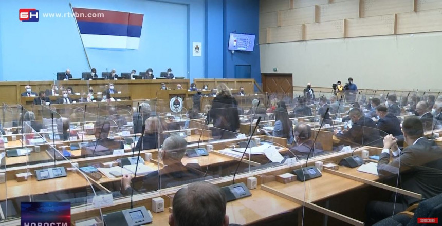 Parlament Srpske po hitnom postupku o rebalansu budžeta Parlament Srpske po hitnom postupku o rebalansu budžeta