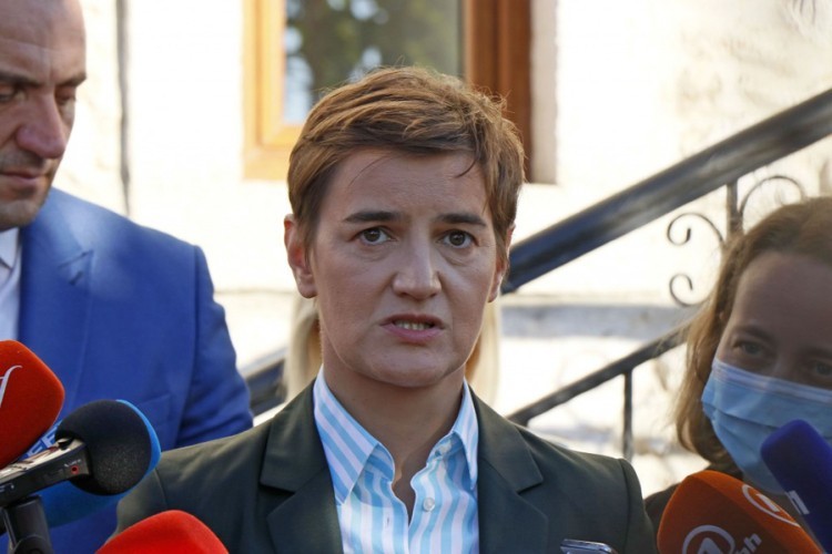 U Srbiju stigao kontigent lijekova protiv korone U Srbiju stigao kontigent lijekova protiv korone