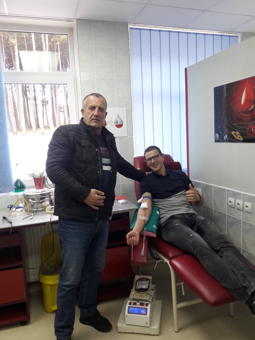 Gatački humanisti darovali krv u Nevesinju Gatački humanisti darovali krv u Nevesinju
