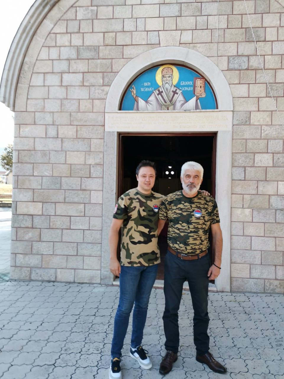 Bajović: Draže mi je što sam sin poginulog borca, nego sin živog ratnog dezertera Bajović: Draže mi je što sam sin poginulog borca, nego sin živog ratnog dezertera