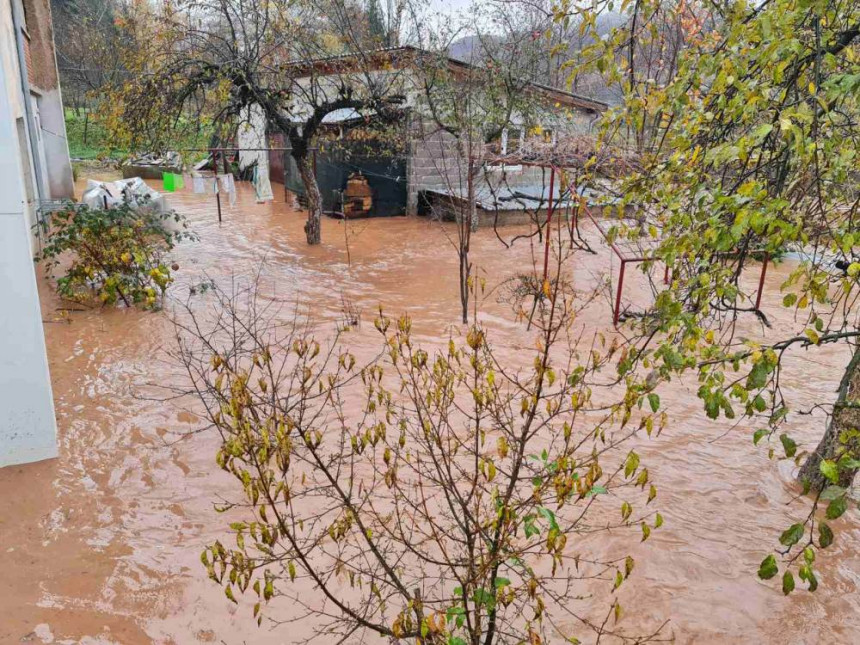 Poplavljeno oko 400 domaćinstava u I. Sarajevu