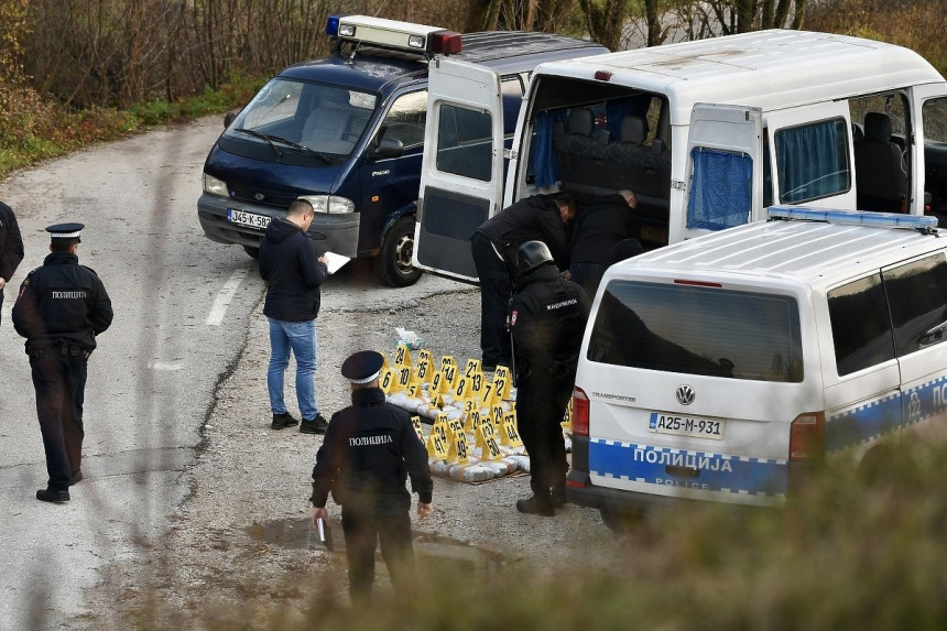 Zatražen pritvor za švercere droge vrijedne milion KM Zatražen pritvor za švercere droge vrijedne milion KM