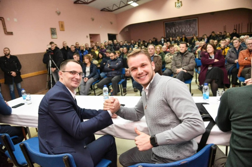 Stanivuković pružio podršku Predojeviću Stanivuković pružio podršku Predojeviću