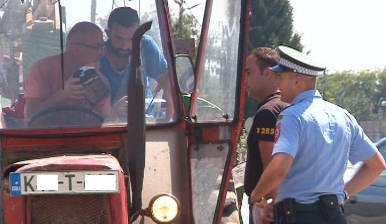 Za tri dana na području Prijedora kažnjeno 100 vozača traktora