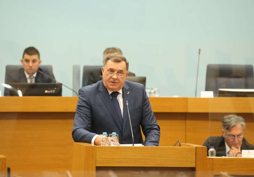 Dodik najavio da će narod na referendumu glasati o novom ustavu Srpske