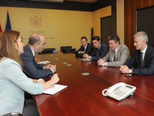 Američka ambasada o aferi „Možura“: Optužbe za korupciju shvatamo ozbiljno Američka ambasada o aferi „Možura“: Optužbe za korupciju shvatamo ozbiljno