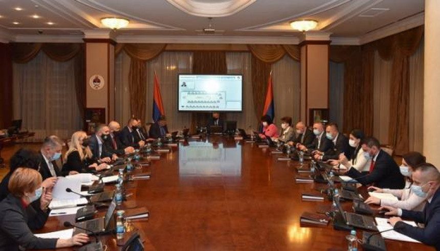Vlada nije planirala novac za institucije kojima Dodik želi vratiti nadležnost Vlada nije planirala novac za institucije kojima Dodik želi vratiti nadležnost