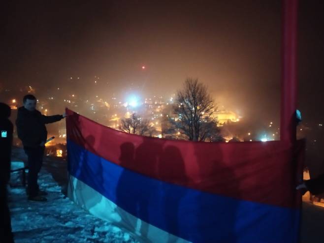 Delije proslavile rodjendan Republike Srpske: “Gorilo je Čajniče”! (Video)