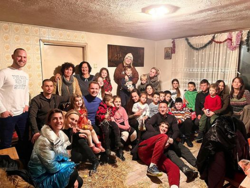 Stanivuković slavi Božić u najužem krugu porodice