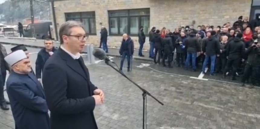 Vučić u Priboju: Mi moramo da živimo zajedno! Vučić u Priboju: Mi moramo da živimo zajedno!