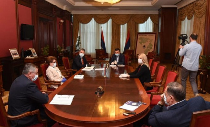 Može li Srpska podnijeti nova zaduženja u iznosu od 1,5 milijardi KM?! Može li Srpska podnijeti nova zaduženja u iznosu od 1,5 milijardi KM?!