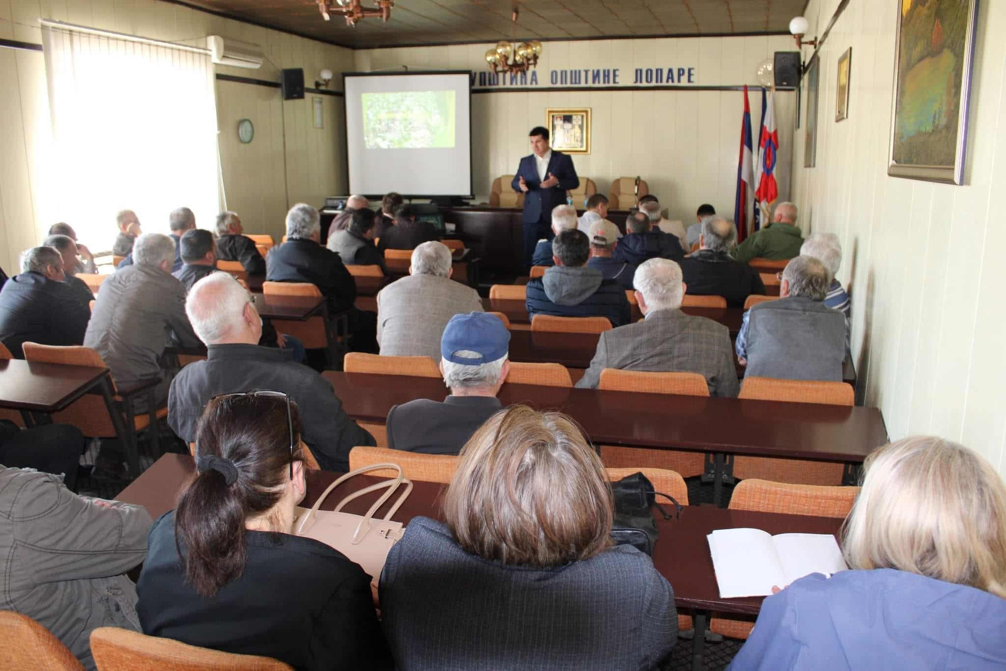 U opštini Lopare održana teoretska obuka za poljoprivredne proizvođače