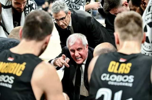 Obradović kritikovao odluku Evrolige da izbaci ruske klubove iz takmičenja Obradović kritikovao odluku Evrolige da izbaci ruske klubove iz takmičenja