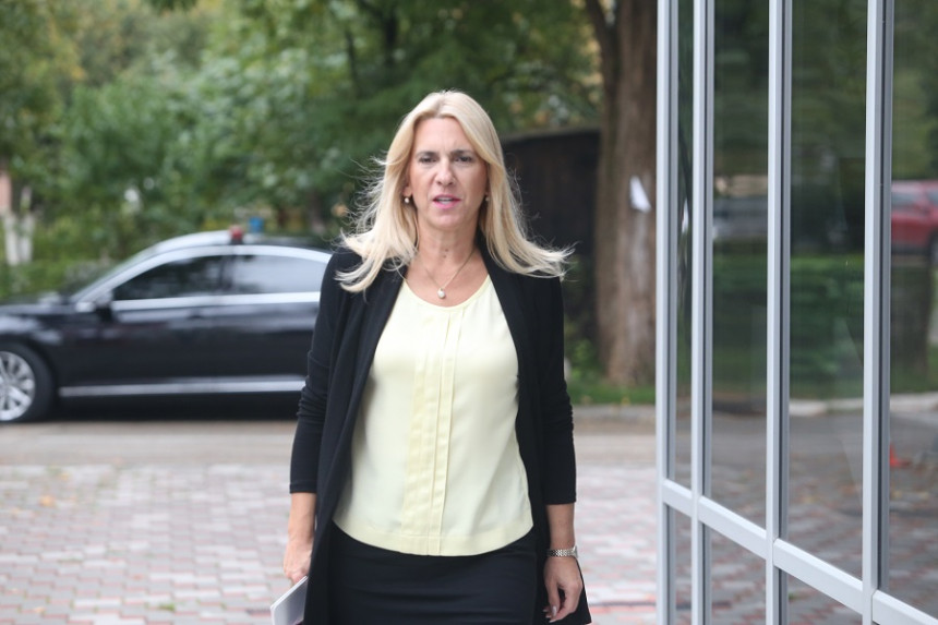 Željka Cvijanović povećala broj savjetnika na 16 Željka Cvijanović povećala broj savjetnika na 16