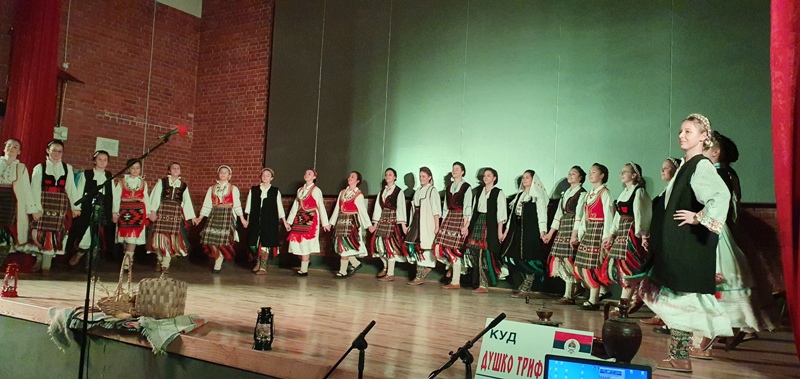 Brod: Održan godišnji koncert KUD-a “Duško Trifunovič” Brod: Održan godišnji koncert KUD-a “Duško Trifunovič”