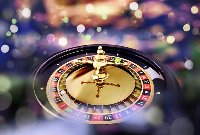 Vlasnik kazina častio radnike sa 5.000 dolara: “Radili su naporno”